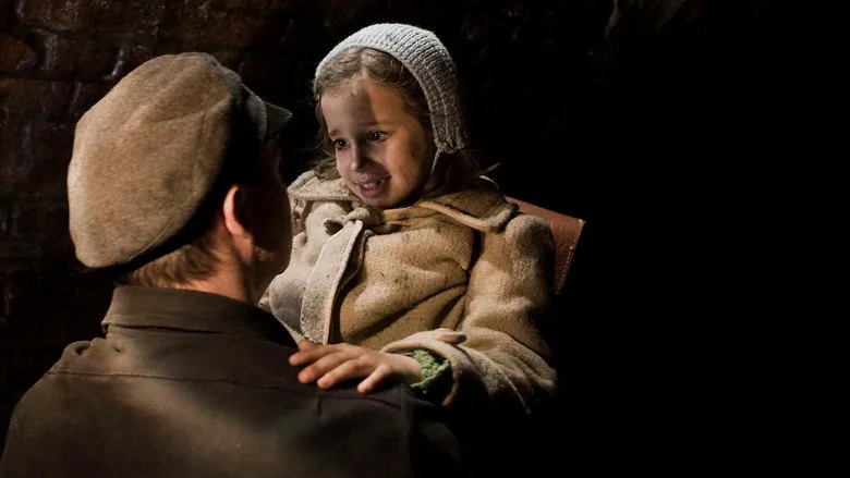 Karanlıkta Kalanlar sahne 2